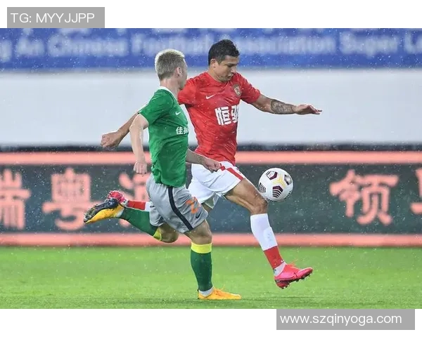 赛后分析:杭州足球队与北京足球队在比赛中速度对比的深度探讨 赛后分析:杭州足球队与北京足球队在比赛中速度对比的深度探讨